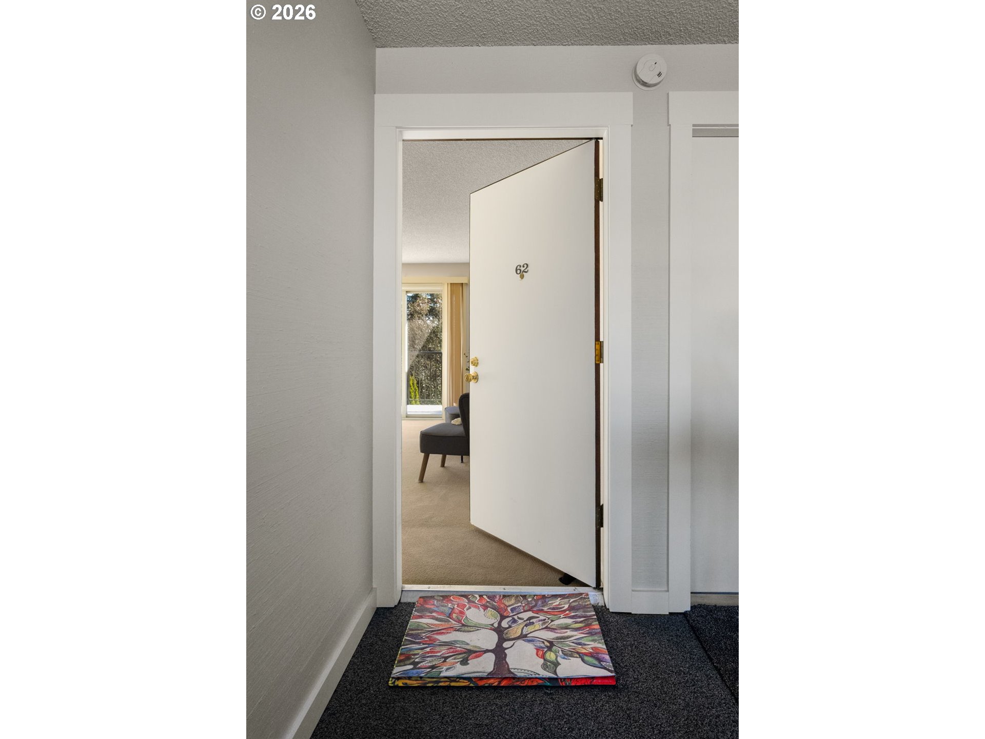 10820 Southwest Meadowbrook Drive, Unit 62 Portland, OR 97224 - Photo 4 of 46 Entrance/Foyer