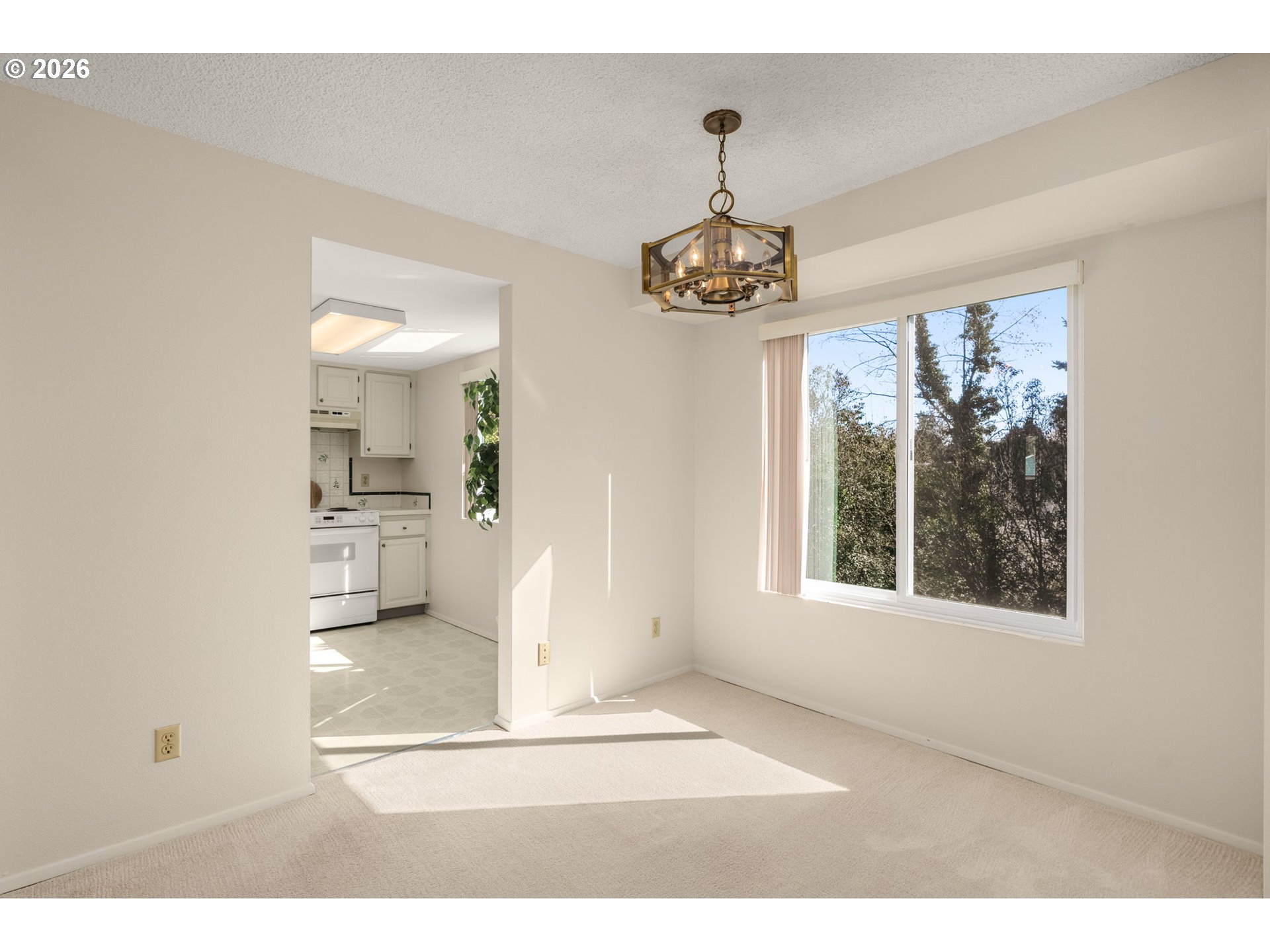 10820 Southwest Meadowbrook Drive, Unit 62 Portland, OR 97224 - Photo 9 of 46 Dining Room