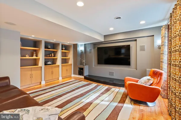 $2,999,000 | 13773 Lakeside Drive, Clarksville, MD 21029