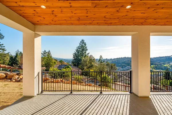$1,800,000 | 3608 Orbetello Court, Santa Rosa, CA 95404