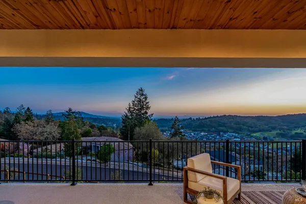 $1,800,000 | 3608 Orbetello Court, Santa Rosa, CA 95404