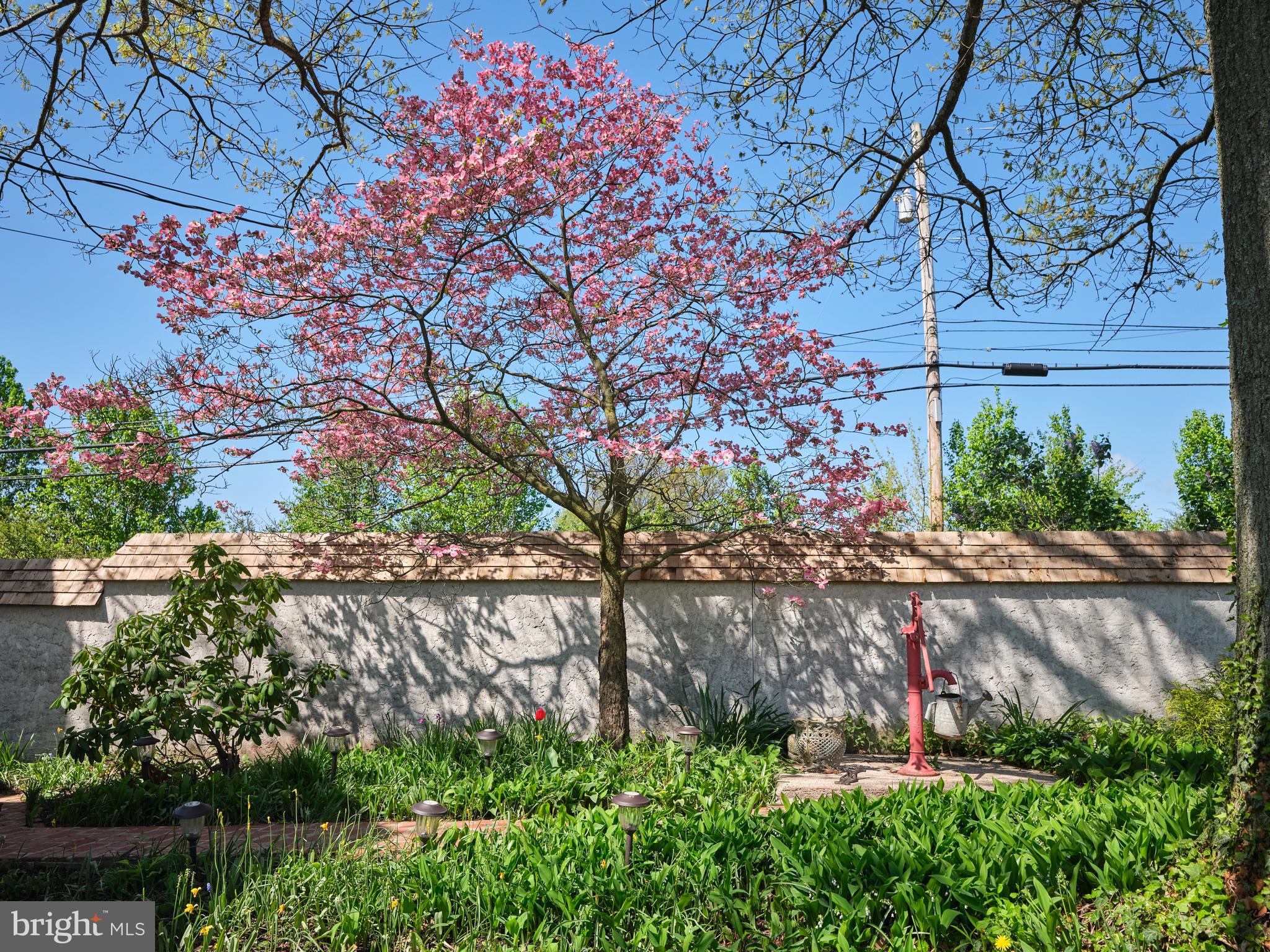 3501 Allentown Road Hatfield, PA 19440 - Photo 42 of 51 Walled garden
