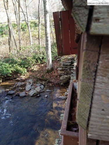392 Old Danner Road Vilas, NC 28692 - Photo 27 of 34 a view of an outdoor space