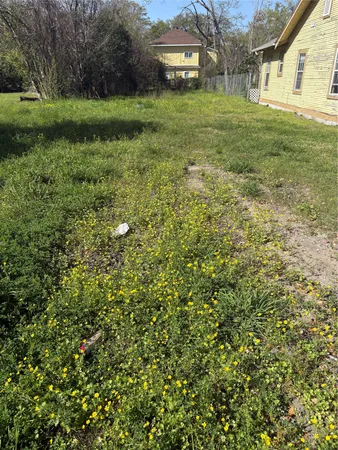 $15,000 | 2086 Liberty Avenue, Beaumont, TX 77701