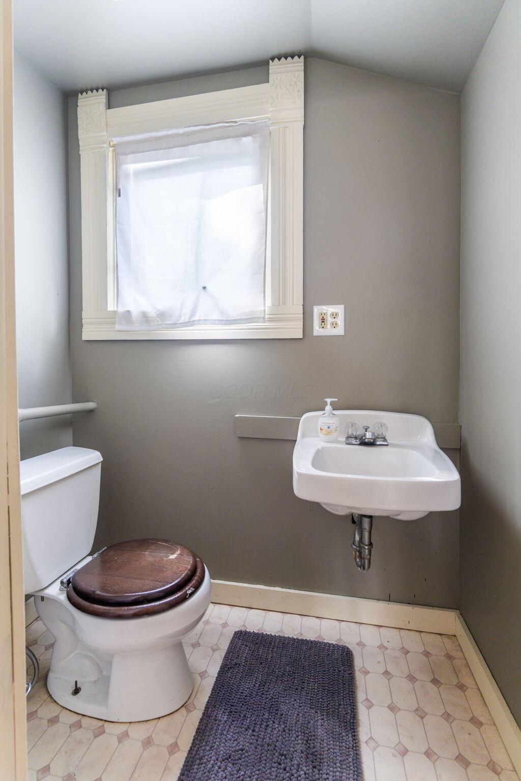 1313 Lincoln Road Columbus, OH 43212 - Photo 78 of 94 1313 Lincoln Rd (Interior)-73