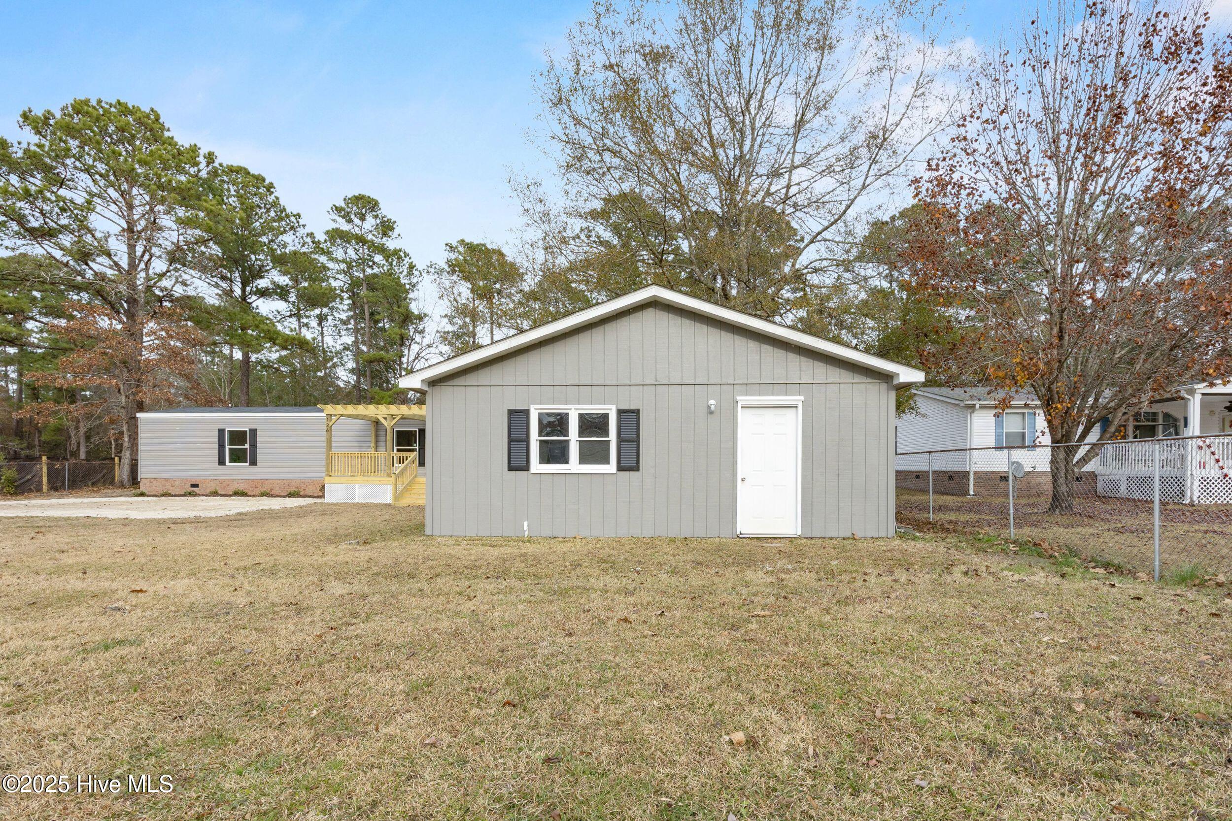 126 Hunter Court Rocky Point, NC 28457 - Photo 2 of 35 beyc6945ad521e751