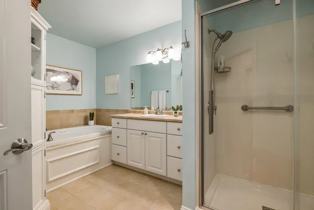 $575,000 | 100 Shepard's Cove Road, Unit F204, Kittery, ME 03904