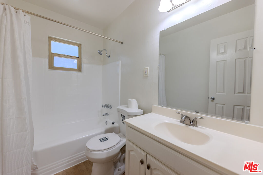 233 East Alameda Avenue, Unit A Burbank, CA 91502 - Photo 12 of 24