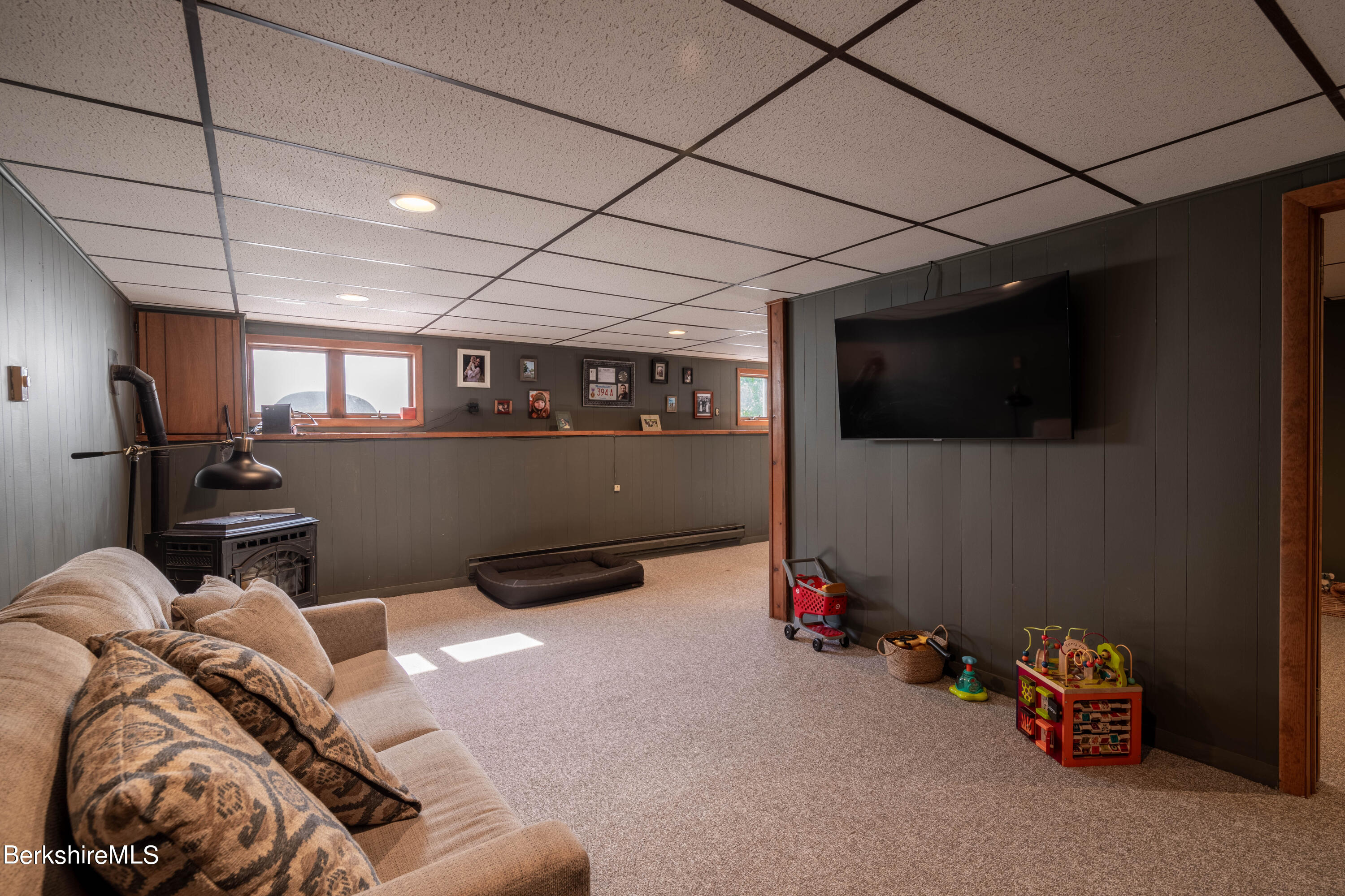 612 Notch Road Cheshire, MA 01225 - Photo 29 of 45 FAMILY ROOM