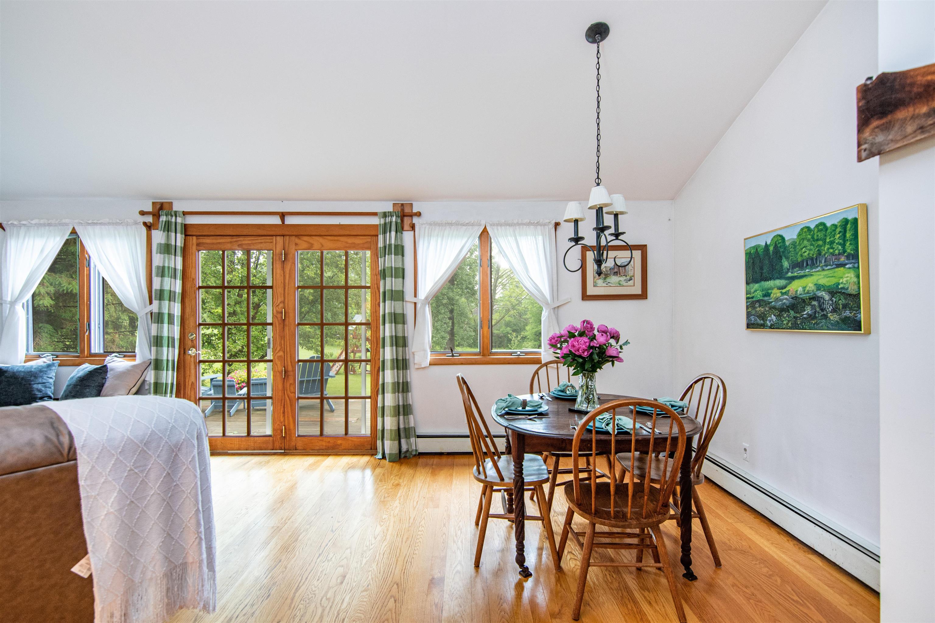 330 Richmond Road Hinesburg, VT 05461 - Photo 7 of 40 Gallery Image 7