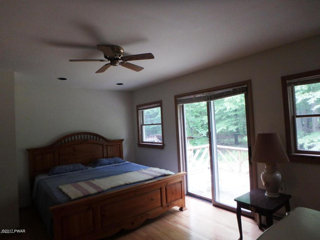 115 Lake In The Clouds Road Canadensis, PA 18325 - Photo 15 of 34 20170606161508377704000000-o