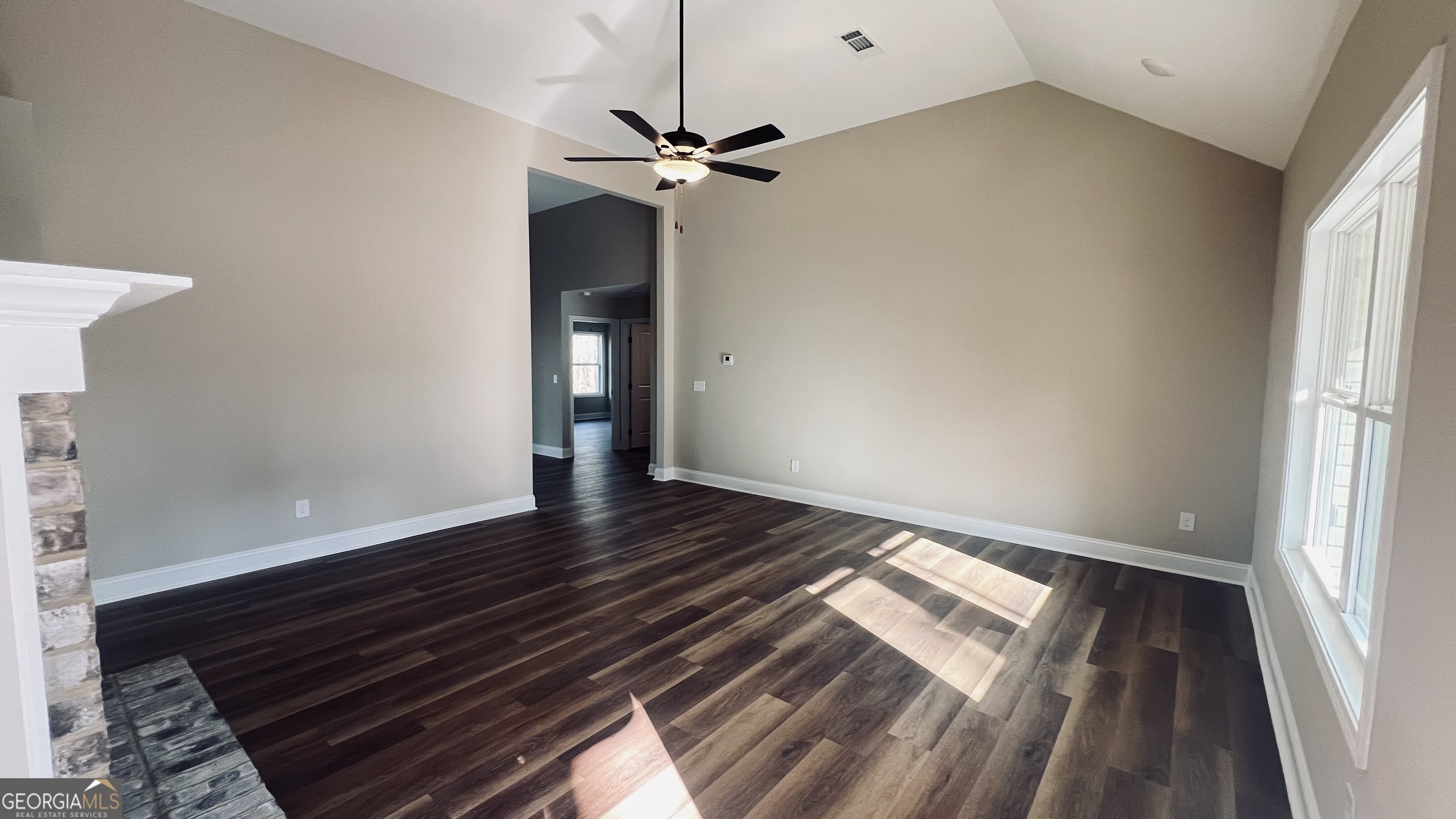 187 Coffey Road Barnesville, GA 30204 - Photo 3 of 13