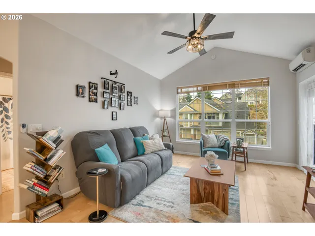 $374,500 | 4555 Summerlinn Way, West Linn, OR 97068