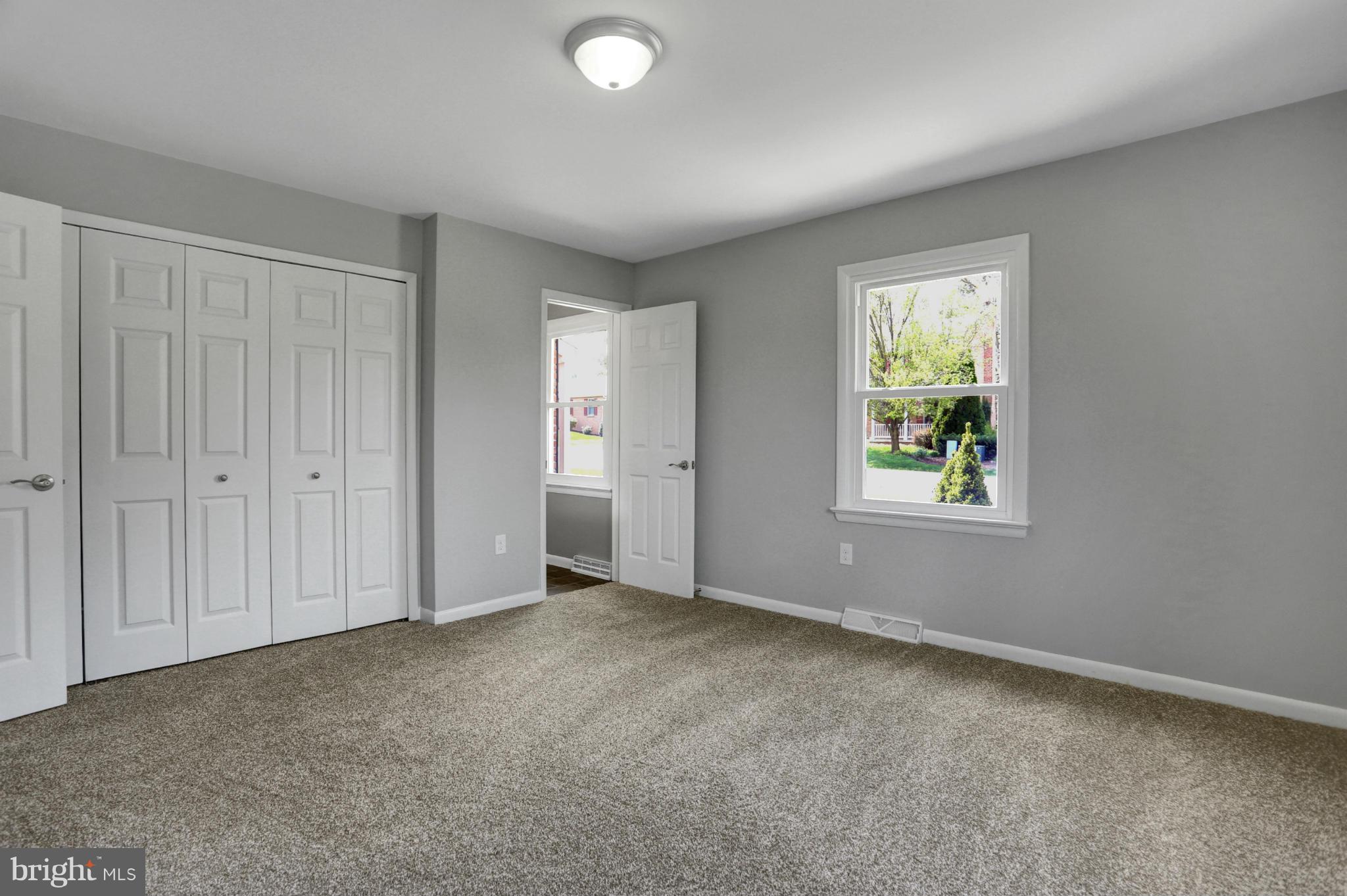42 Stanford Road Hagerstown, MD 21742 - Photo 16 of 29 Bath (Master)