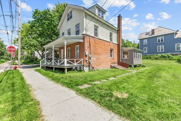 $633,900 | 272 South Winooski Avenue, Burlington, VT 05401