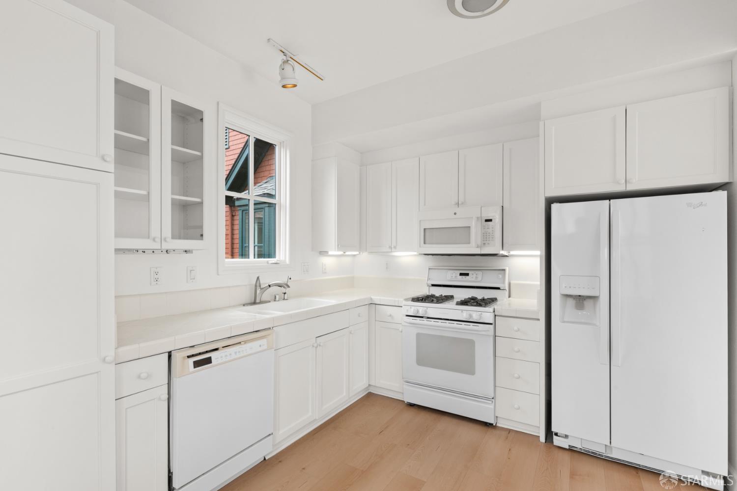 38 3rd Street, Unit 309 Los Altos, CA 94022 - Photo 26 of 47