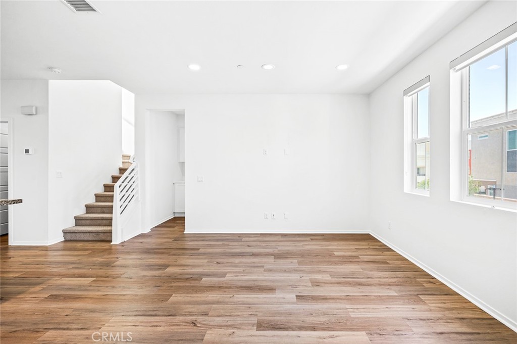 9560 Hammock Place Rancho Cucamonga, CA 91730 - Photo 14 of 48 a view of entryway with wooden floor
