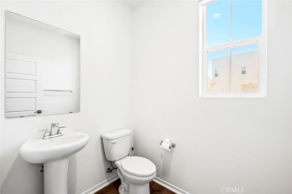 9560 Hammock Place Rancho Cucamonga, CA 91730 - Photo 17 of 48 a bathroom with a sink and a toilet