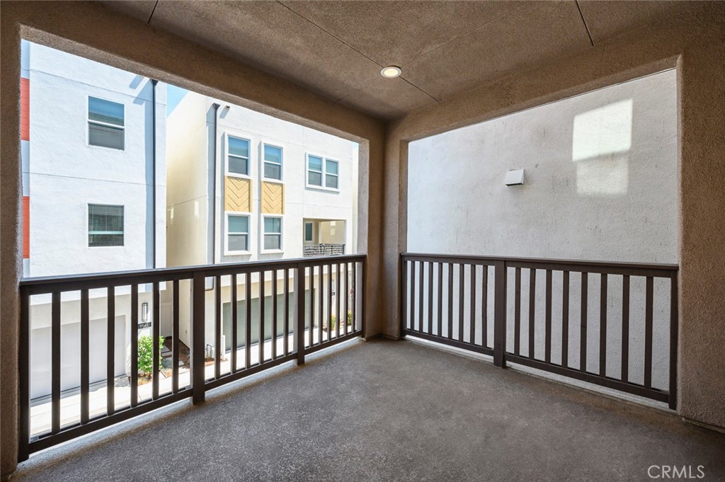 9560 Hammock Place Rancho Cucamonga, CA 91730 - Photo 31 of 48 a view of a balcony