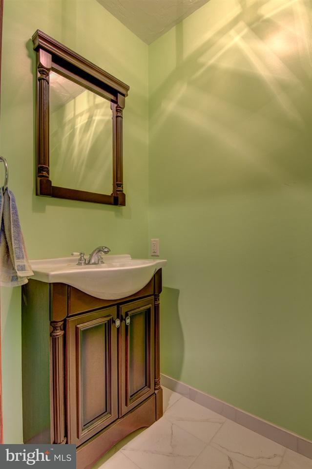 960 Kendale Road Red Lion, PA 17356 - Photo 22 of 35 Gallery Image 22