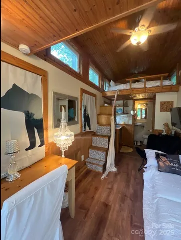 $199,000 | 45 Tomahawk Lane, Sapphire, NC 28774