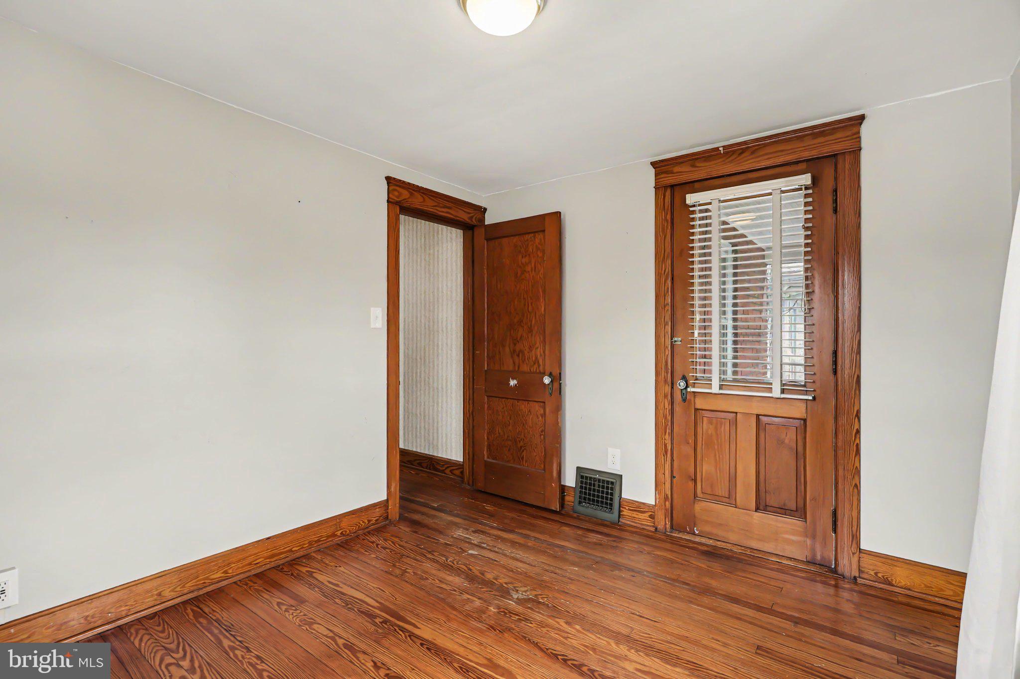 317 East Hanover Street Hanover, PA 17331 - Photo 28 of 41