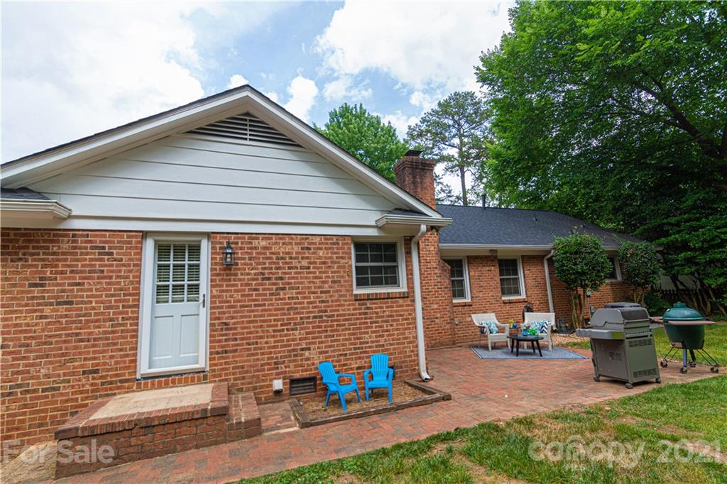 7712 Whistlestop Road Charlotte, NC 28210 - Photo 4 of 29 Gallery Image 4