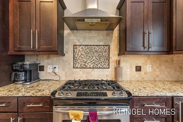 $689,000 | 16831 Watersedge Drive, Grand Haven, MI 49417