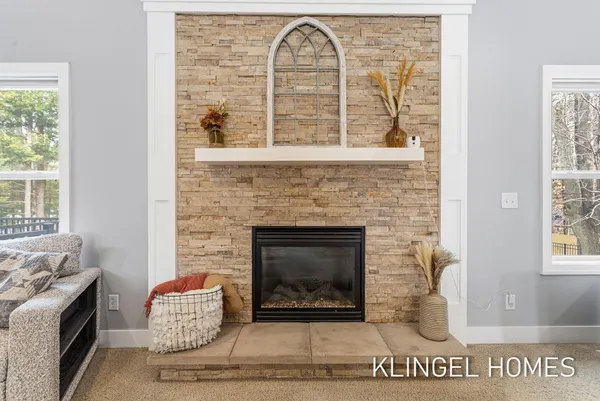 $689,000 | 16831 Watersedge Drive, Grand Haven, MI 49417