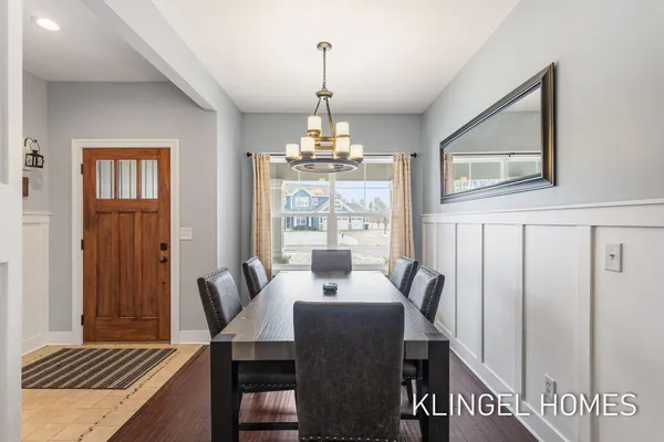 $689,000 | 16831 Watersedge Drive, Grand Haven, MI 49417