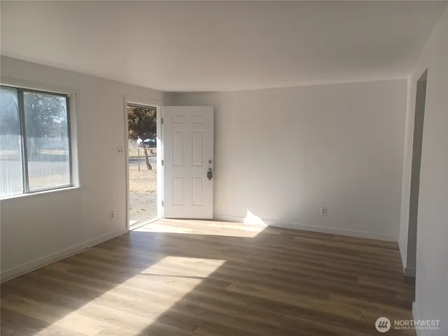 $375,000 | 5009 Yew Lane Southwest, Lakewood, WA 98499