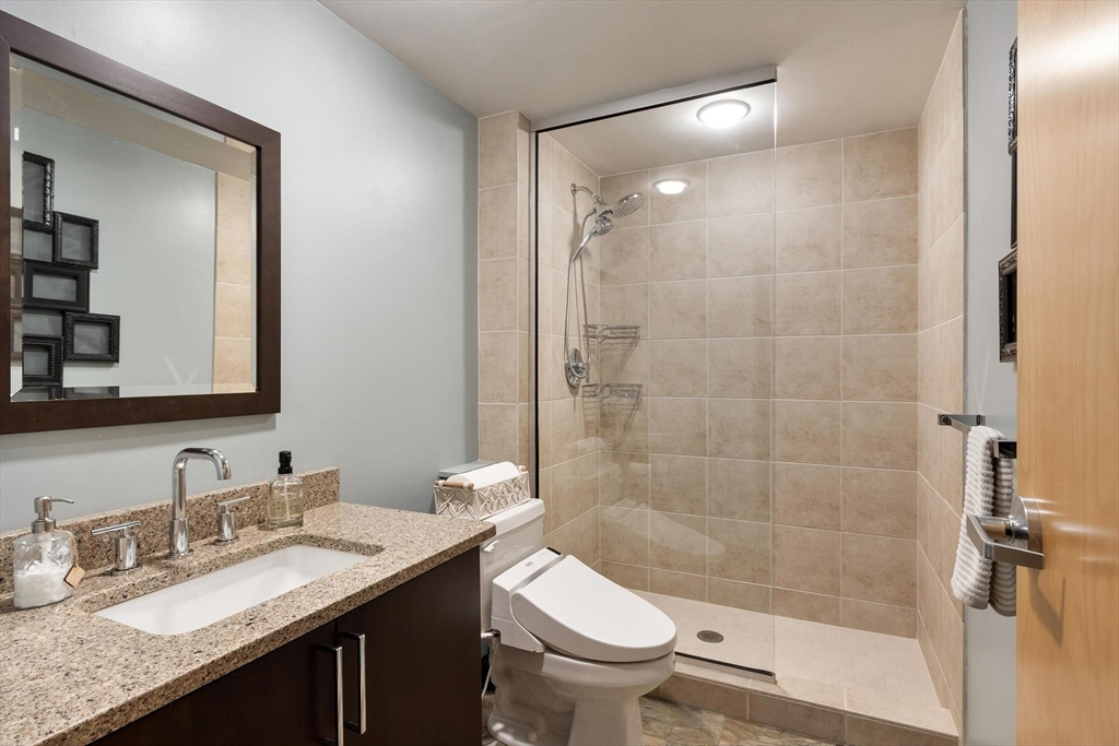 1 Envelope Terrace, Unit 107 Worcester, MA 01604 - Photo 19 of 38