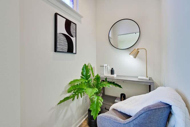 Cottage Court Mountain View, CA 94043 - Photo 21 of 43 a bedroom with bed and a potted plant