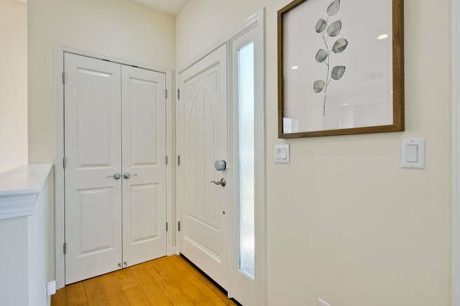 Cottage Court Mountain View, CA 94043 - Photo 4 of 43 a view of a bathroom with a door
