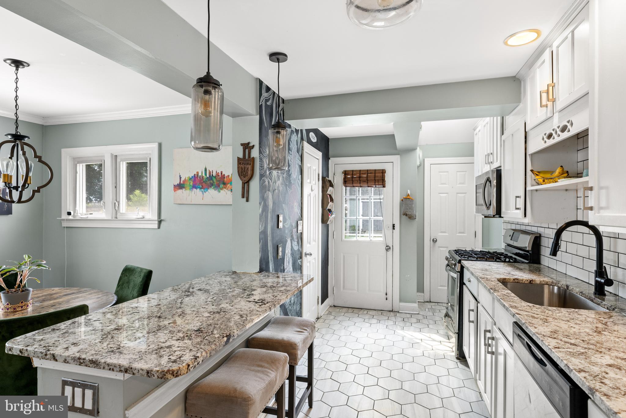 219 Valley View Road Media, PA 19063 - Photo 8 of 27