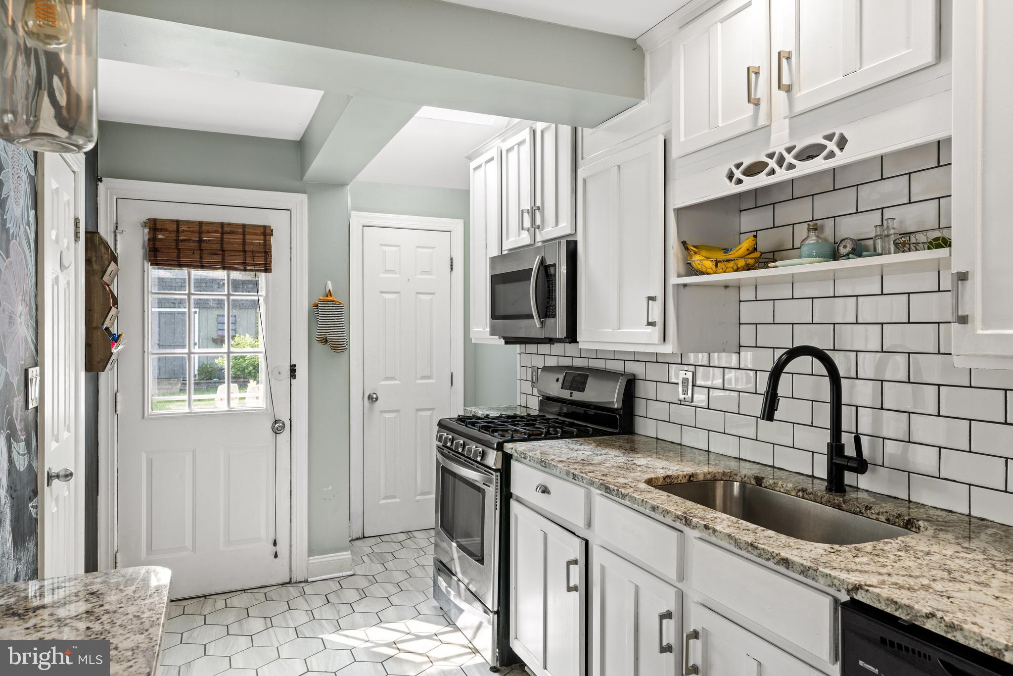 219 Valley View Road Media, PA 19063 - Photo 9 of 27