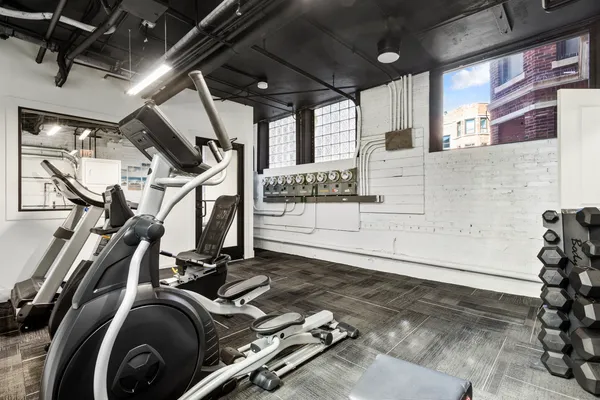 $1,753 | 1649 West Jonquil Terrace, Unit GE, Chicago, IL 60626