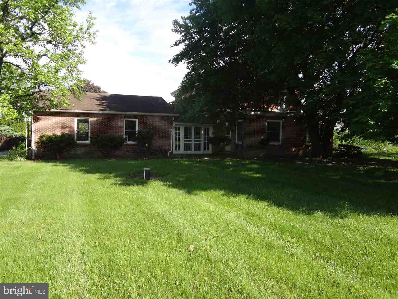 1365 Chambersburg Road Gettysburg, PA 17325 - Photo 3 of 11 Gallery Image 3