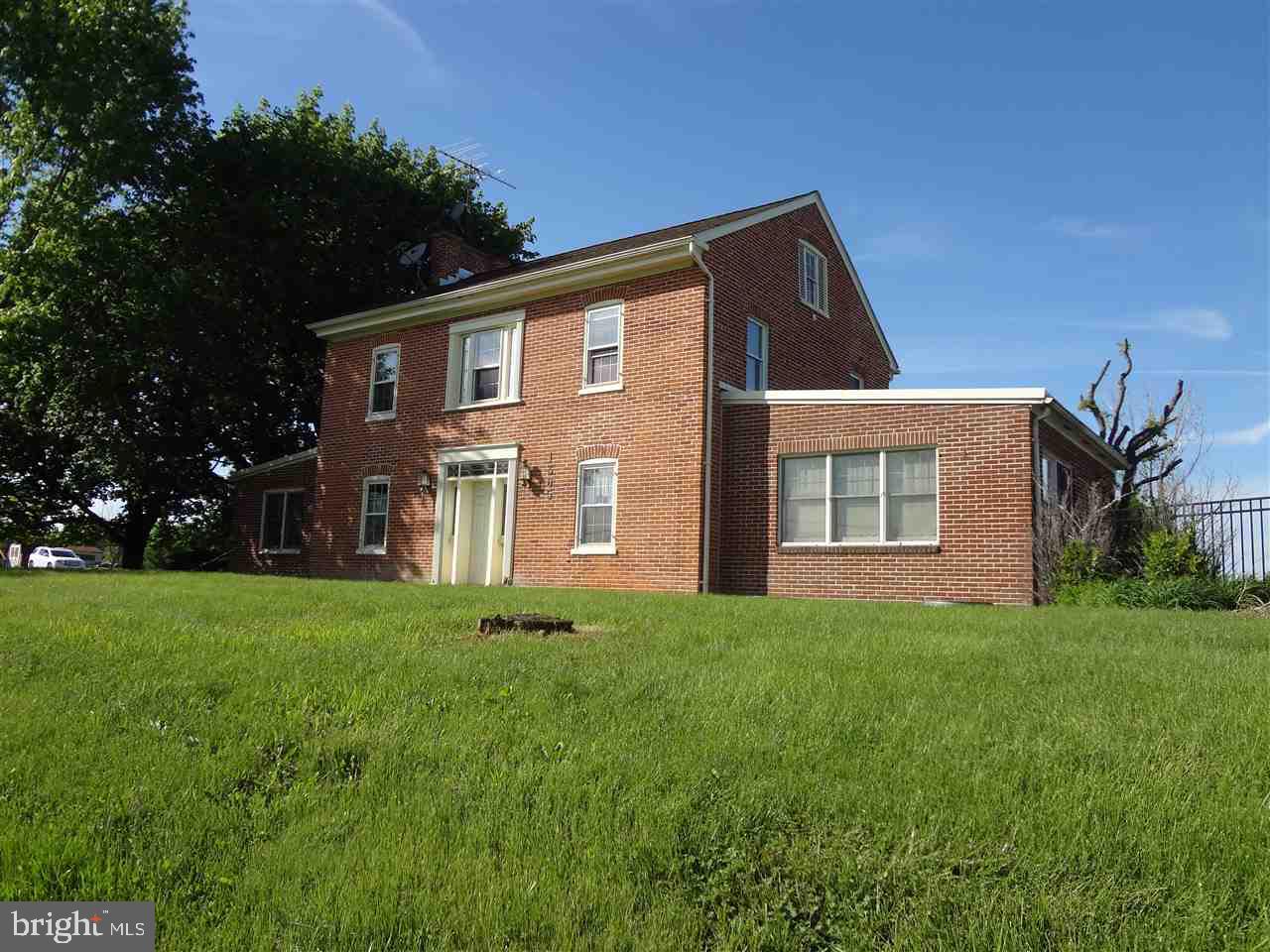1365 Chambersburg Road Gettysburg, PA 17325 - Photo 9 of 11 Gallery Image 9