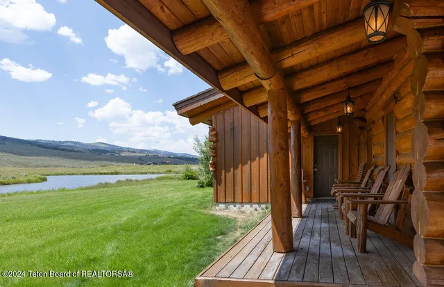 $3,125,000 | 14165 South U Highway, Bondurant, WY 82922
