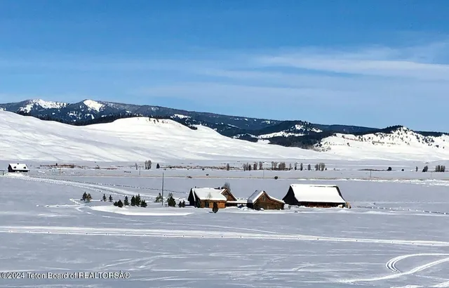 $3,125,000 | 14165 South U Highway, Bondurant, WY 82922