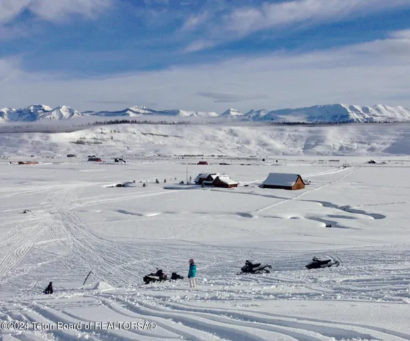 $3,125,000 | 14165 South U Highway, Bondurant, WY 82922