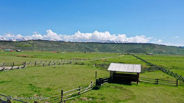 $3,125,000 | 14165 South U Highway, Bondurant, WY 82922