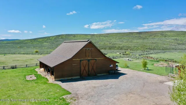 $3,125,000 | 14165 South U Highway, Bondurant, WY 82922