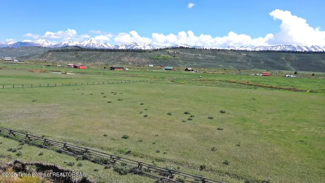 $3,125,000 | 14165 South U Highway, Bondurant, WY 82922