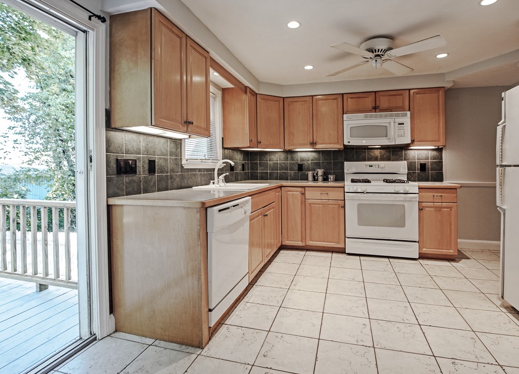 62 Bay State Road Quincy, MA 02171 - Photo 12 of 12 Gallery Image 12