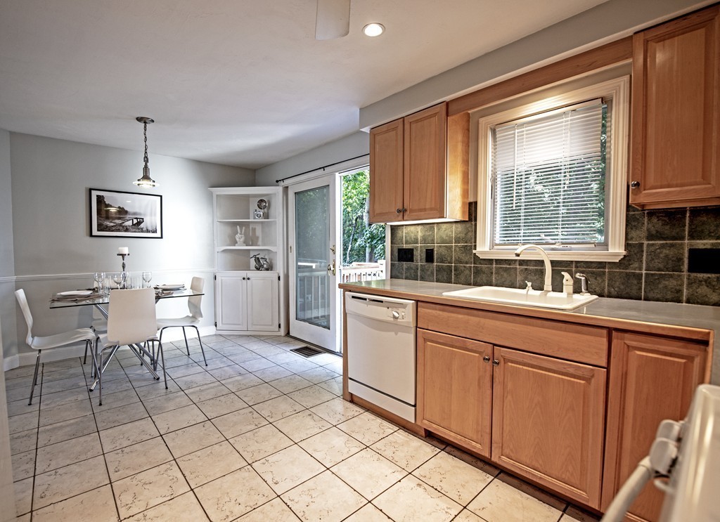 62 Bay State Road Quincy, MA 02171 - Photo 2 of 12 Gallery Image 2