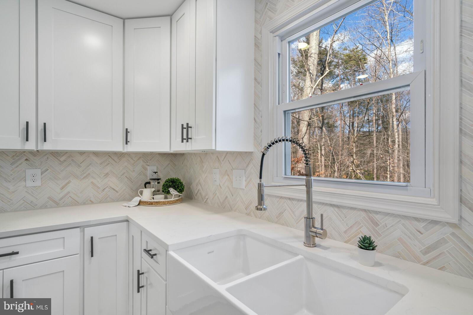 7041 Gatsby Road Manassas, VA 20112 - Photo 26 of 74 Wooded views from your kitchen sink