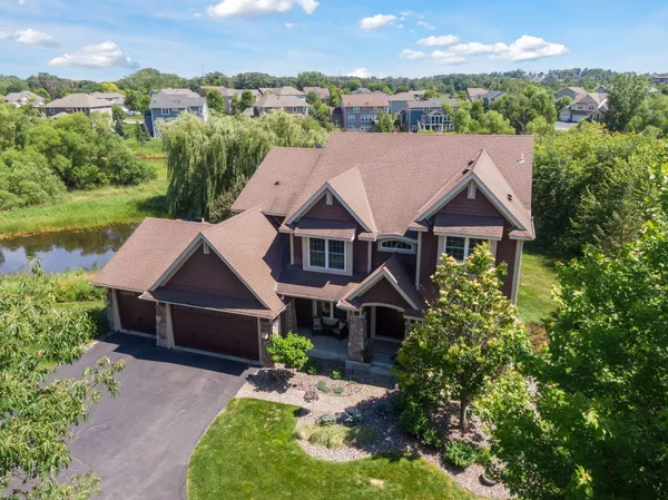 $1,100,000 | 6160 Ithaca Lane North, Minneapolis, MN 55446