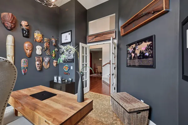 $1,100,000 | 6160 Ithaca Lane North, Minneapolis, MN 55446